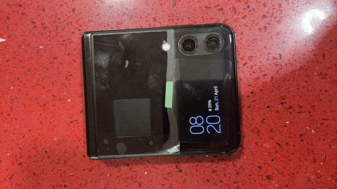 Samsung z flip 128g