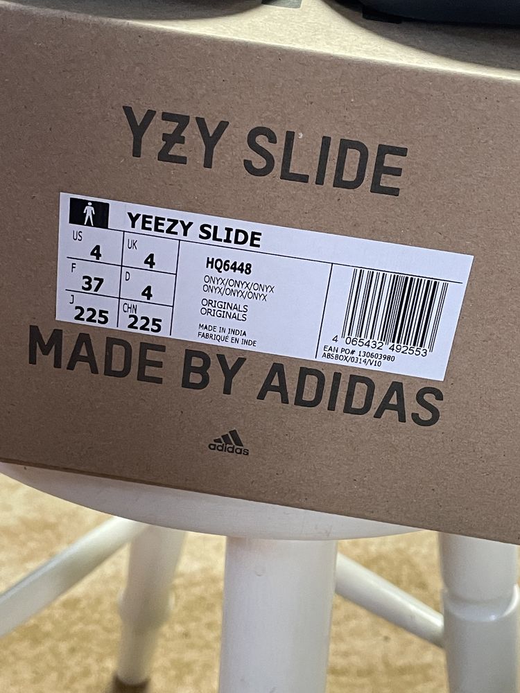 Yeezy slide klapki 4us