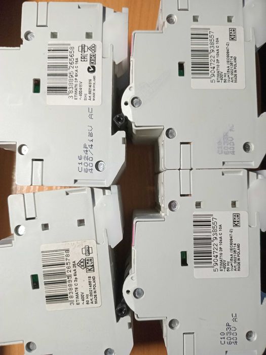 Автоматичний вимикач ETI ETIMAT 3P C10. C16. C25.