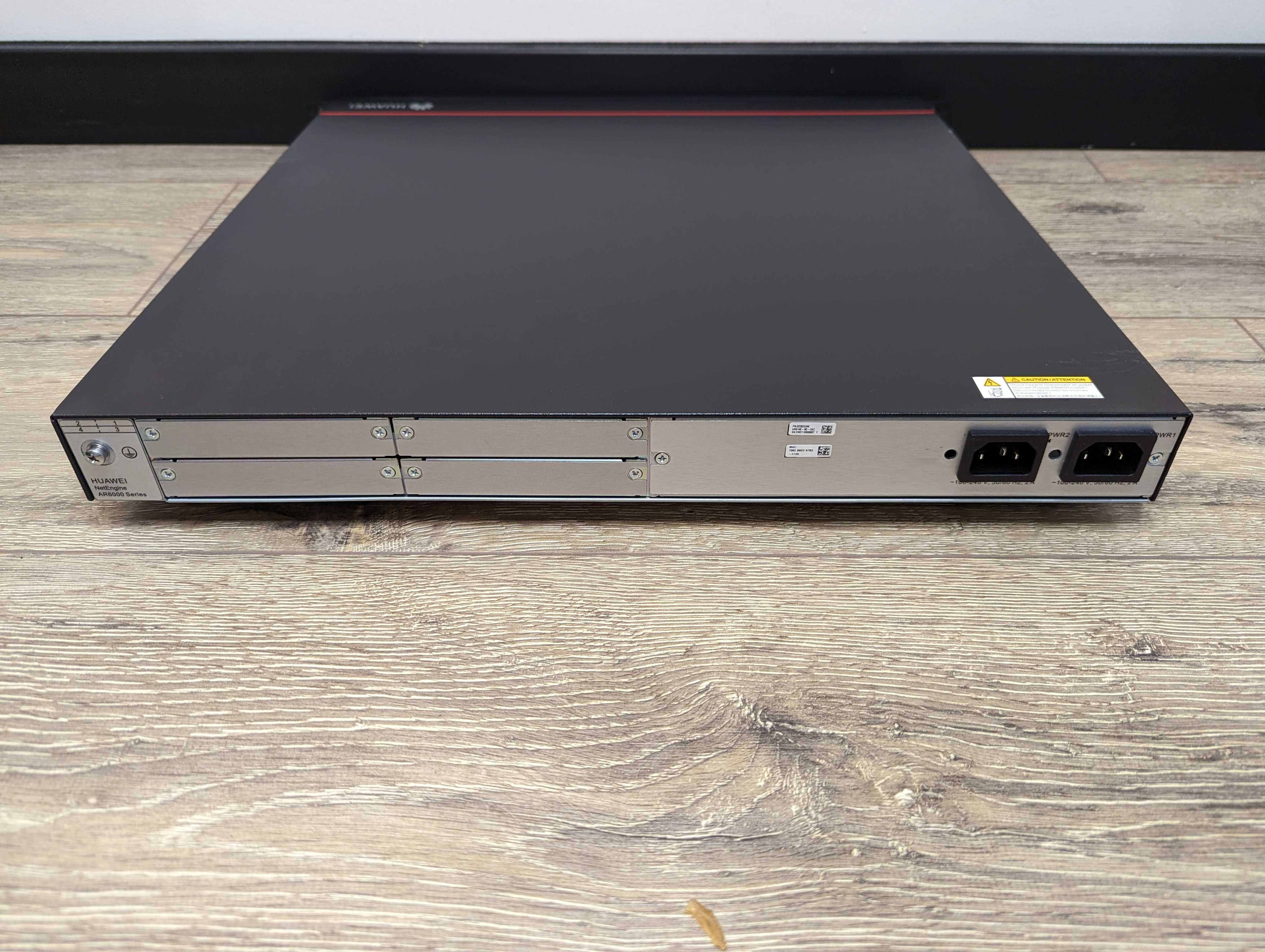 Router Huawei NetEngine AR6140