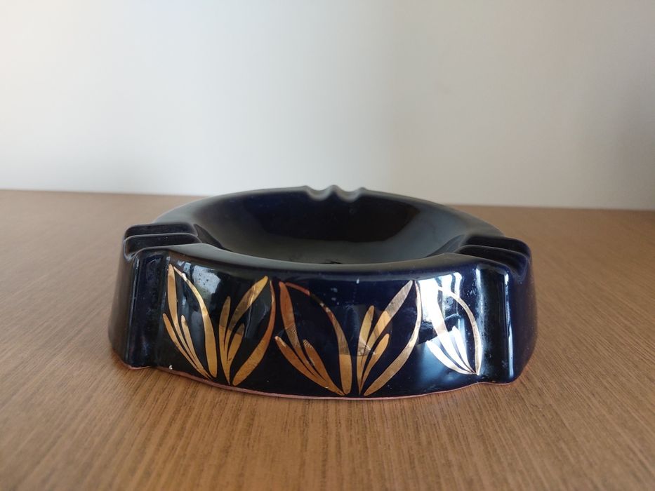 Kobaltowa popielniczka PRL