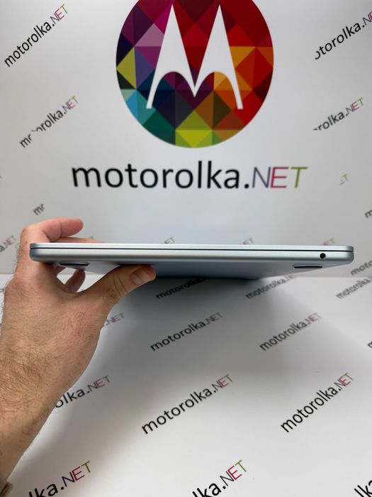 MacBook Air 13,6 M4 10CPU/10GPU 16 256 Sky Blue 5 циклов (100%) Новый