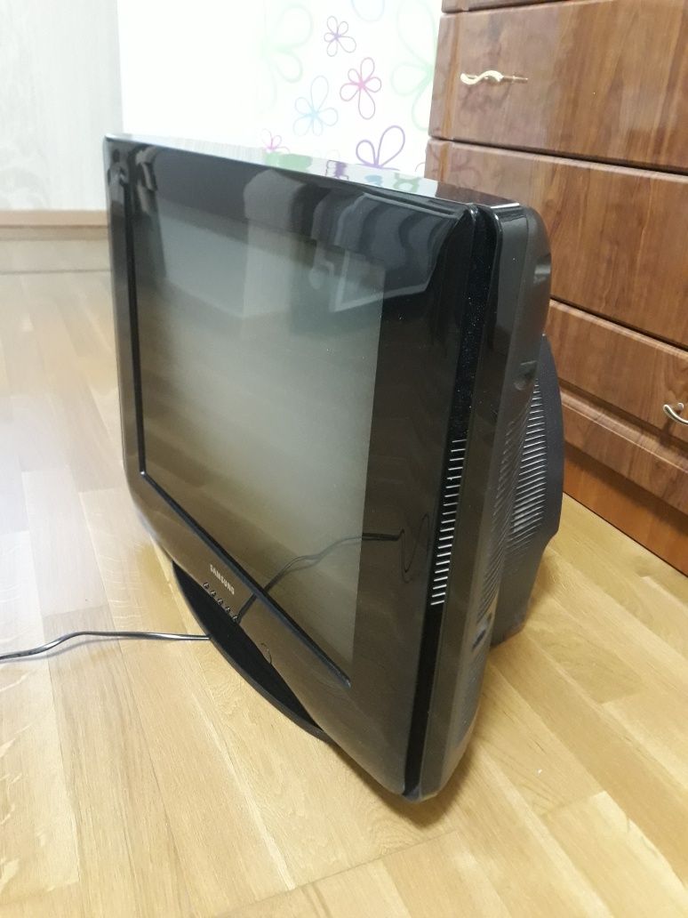 Телевизор Samsung 21