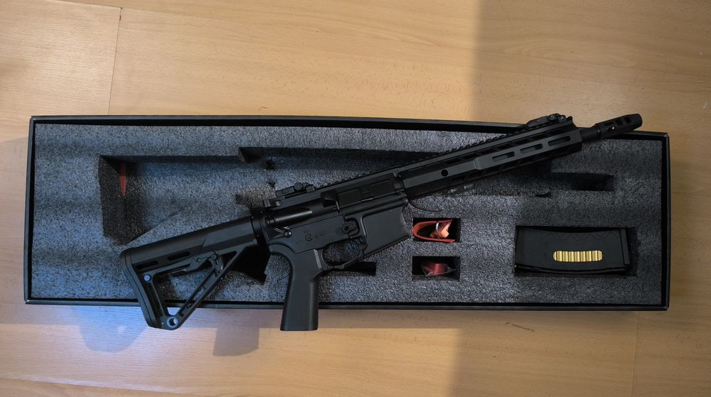 APS Xtreme GBB Rifle Airsoft - NOVA, troco por ps5
Preço:  400€