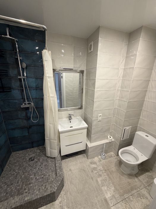 Продаж 2 кімнатної квартири  ЖК Потьомкінський, Центр.