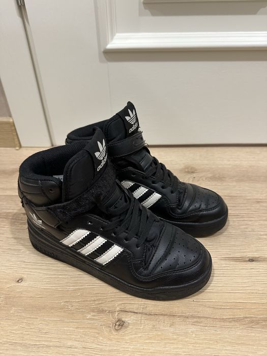 Продам оригінальні хайтопи півчеревики adidas рощмір 37