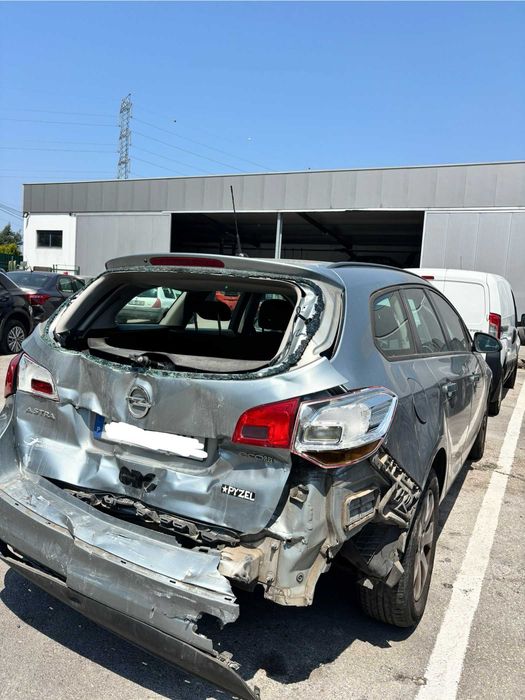 OPEL ASTRA 2014 Gasoleo