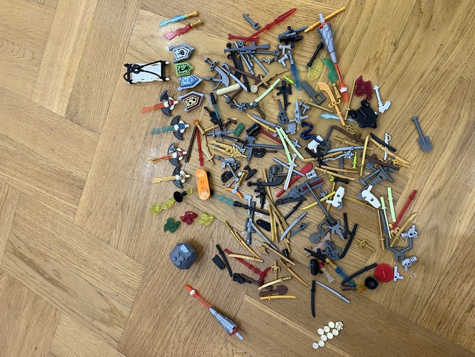 “Велика колекція LEGO — набори + деталі й фігурки на вагу”