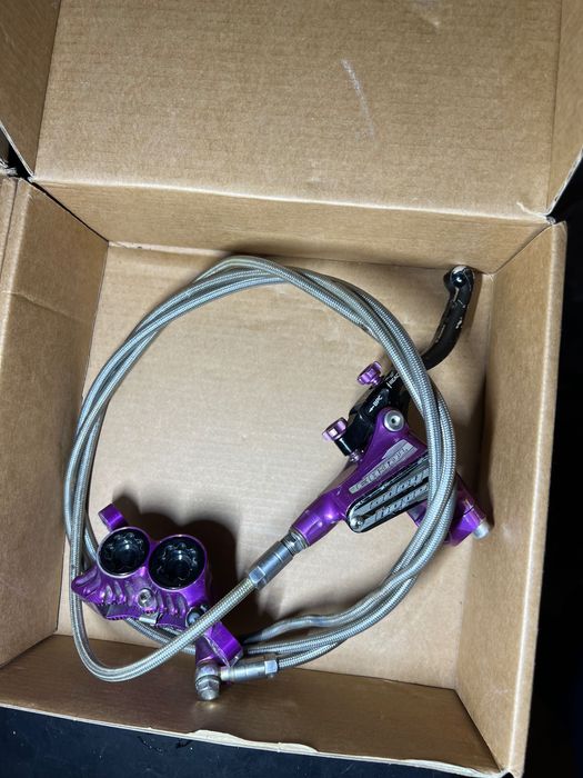 Travões HOPE V4 4pistoes com malhas de aço