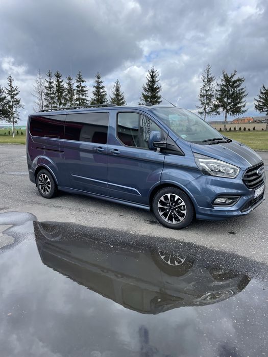Ford transit custom sport