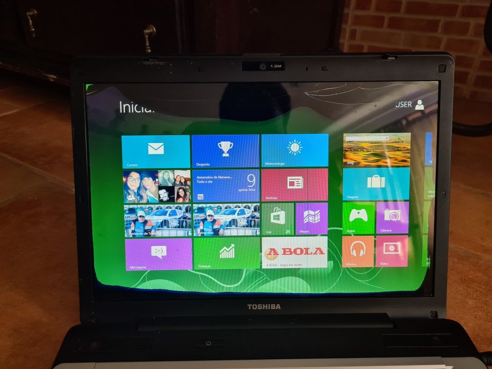 Toshiba A200 em funcionamento