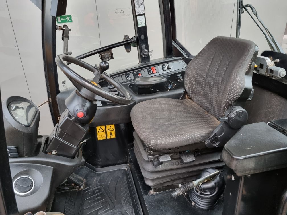 Ładowarka teleskopowa / kołowa ,  JCB TM 180, Rok 2015, Łyżka, Widły