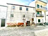 Casa Rústica para venda no centro de Valverde, Fundão!