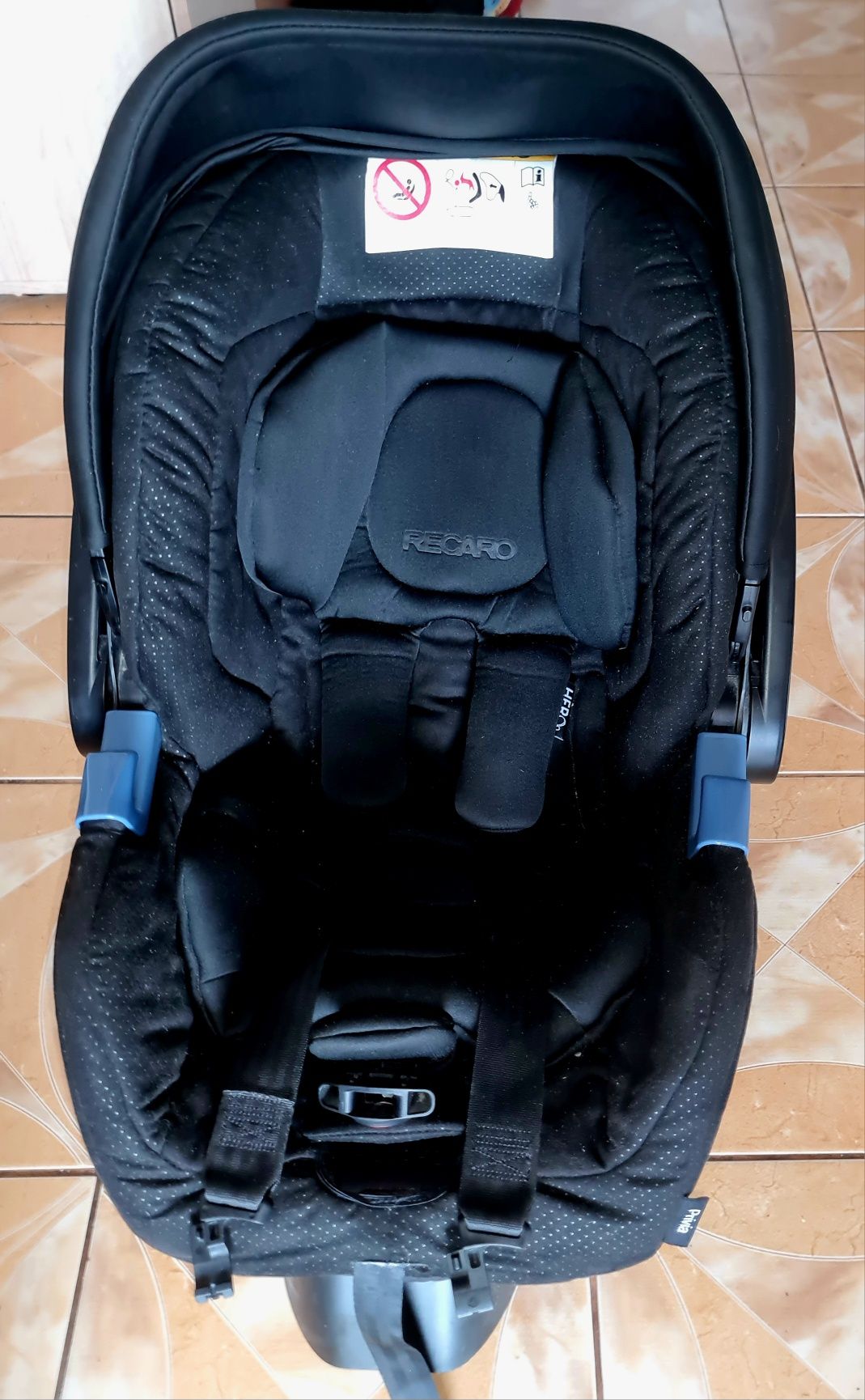 Fotelik recaro privia + baza isofix