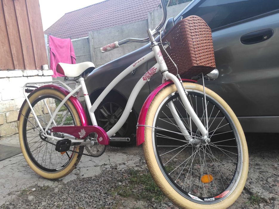 Новий оригінальний велосипед в ретро стилі