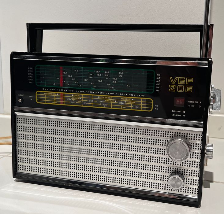 Радіоприймач радиоприемник VEF -206