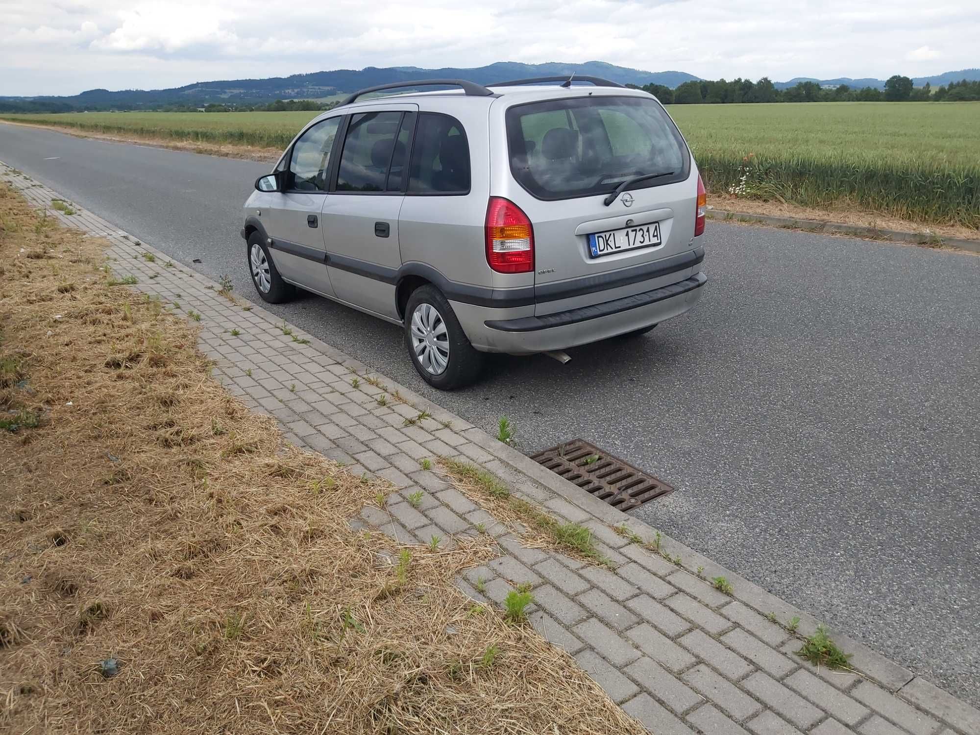 Opel Zafira 7-osobowa
