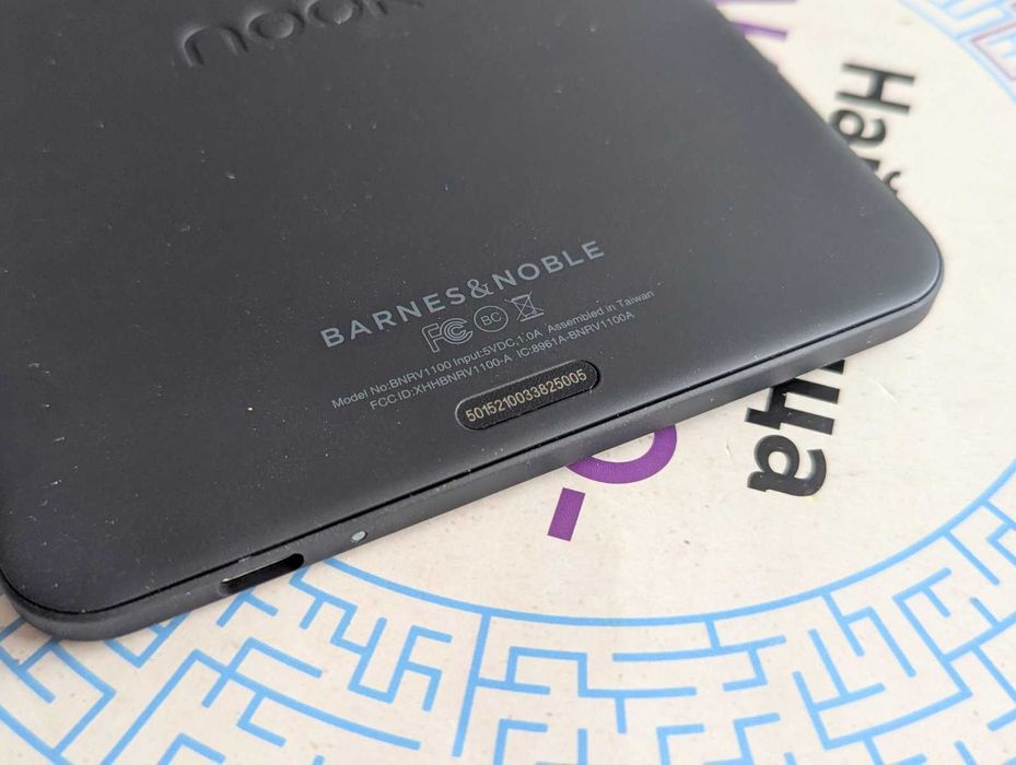 Електронна книга Barnes & Noble NOOK Glowlight 4  32G
