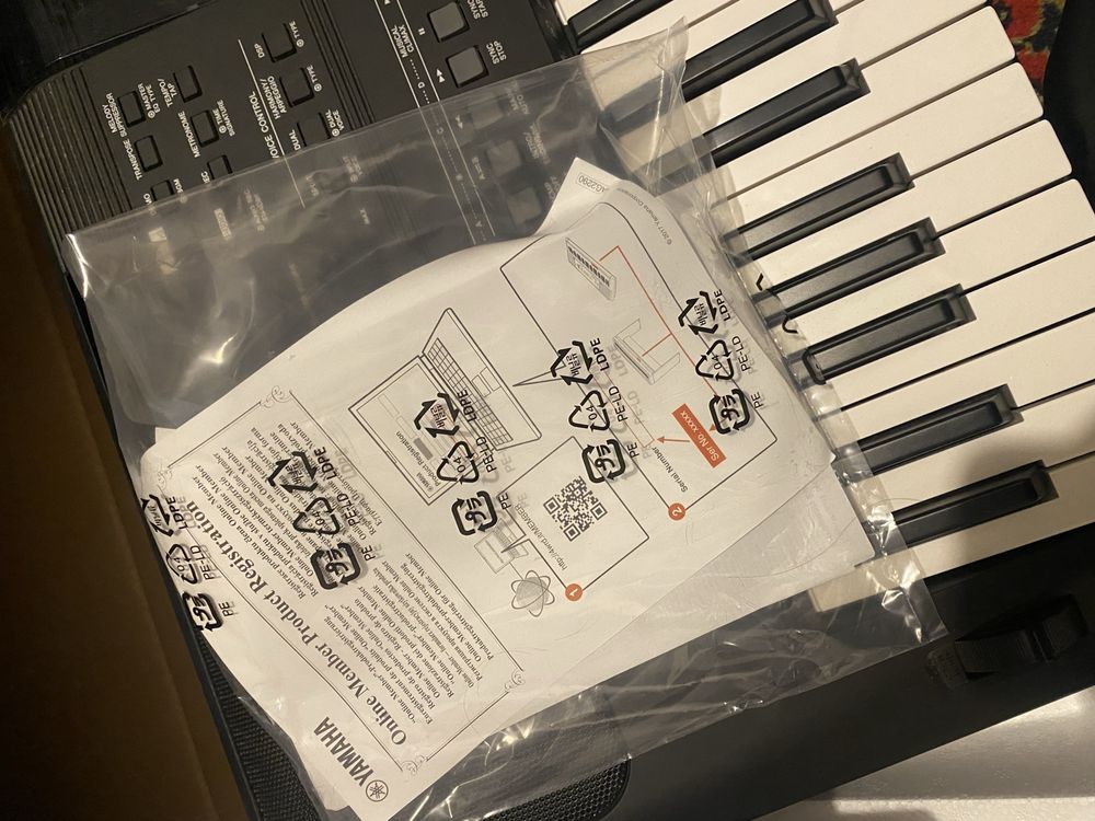 YAMAHA PSR-E463 Синтезатор