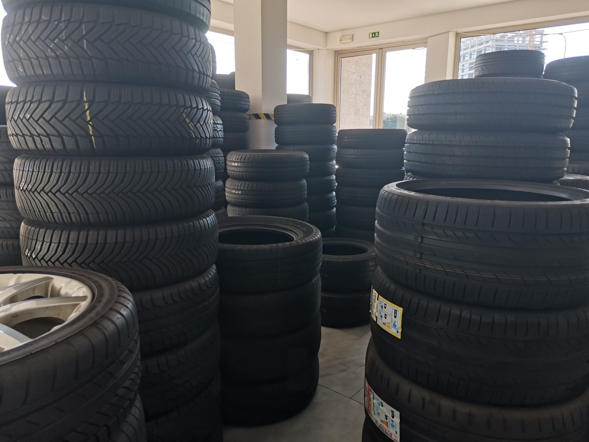 Pneus novos e usados desde 15euros