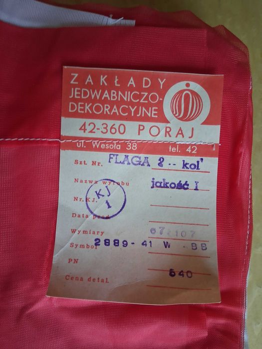 Flaga Polski o wymiarach  67 /107 cm