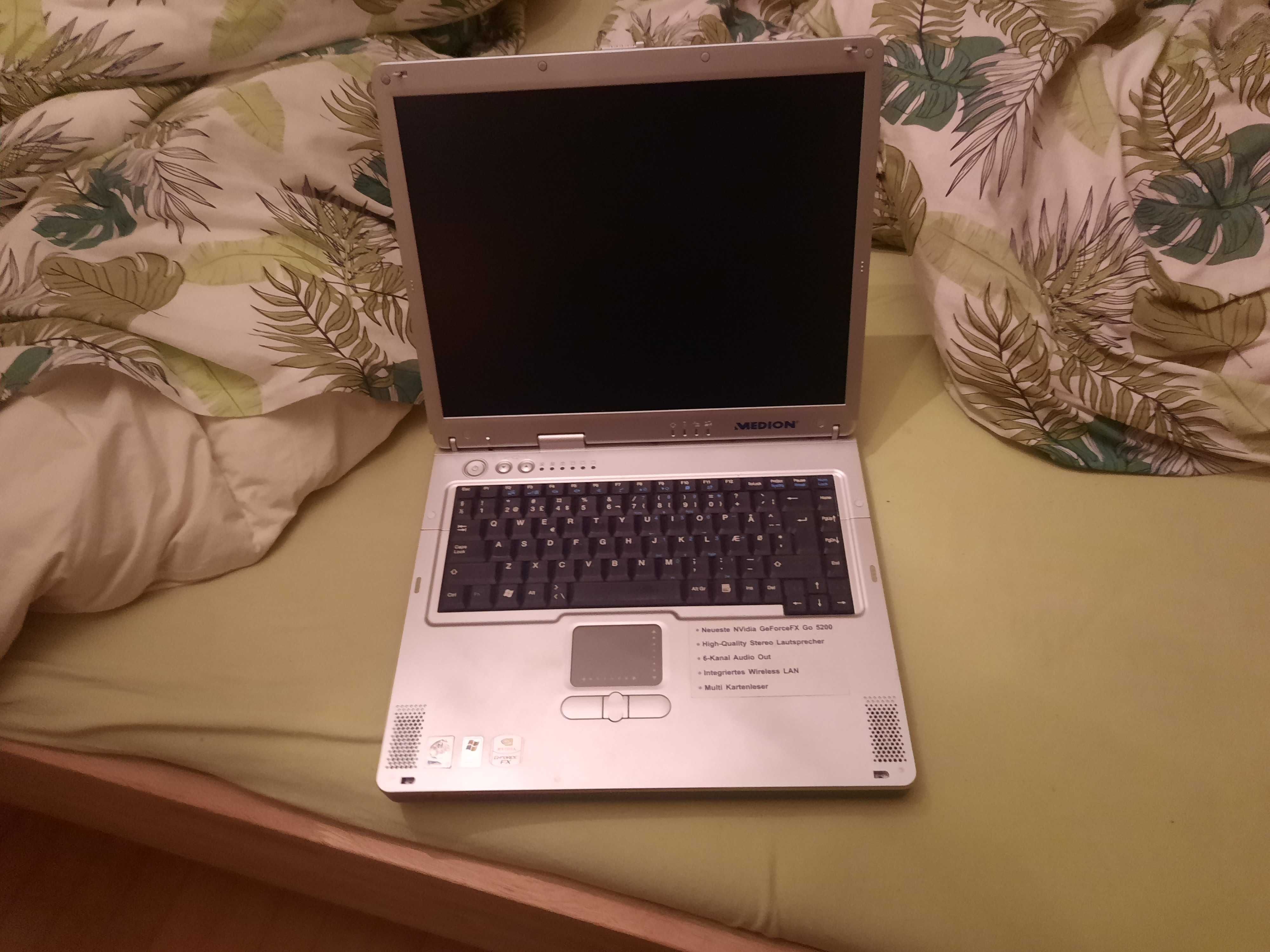 laptop  "Medion"