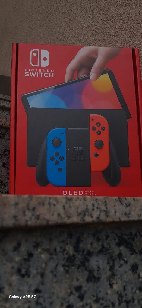 Konsola Nintendo Switch OLED