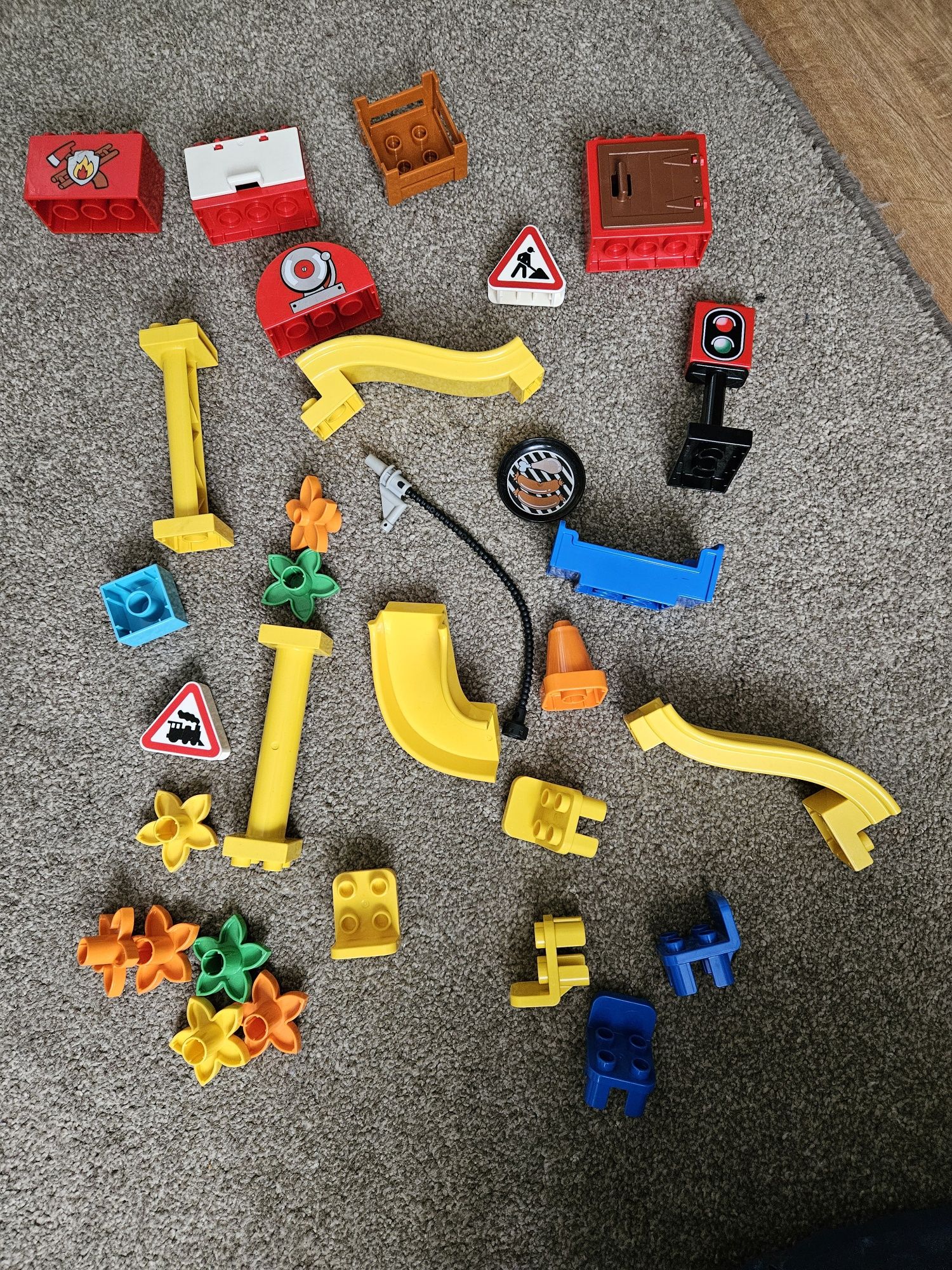 Klocki Lego Duplo Kolejka Pojazdy Samolot Ludziki