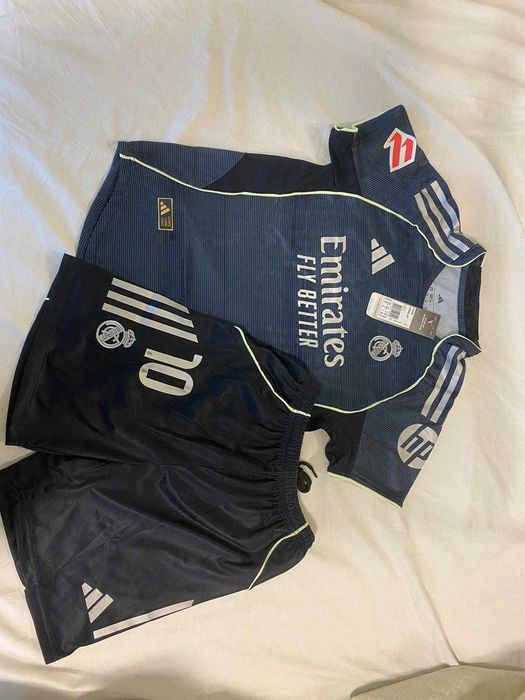 Kylian Mbappe komplet piłkarski 152cm wersja player