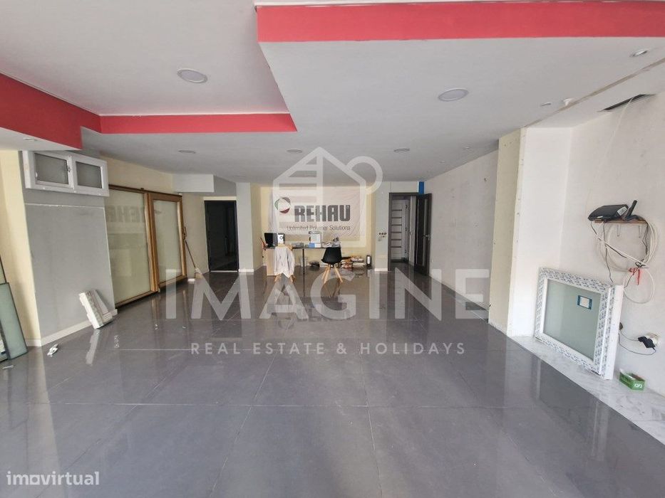 Loja com Armazém para venda- Zona do Hospital, Setúbal