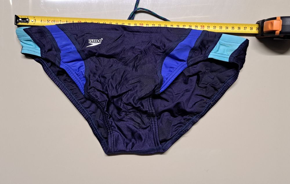 Kąpielówki męskie w rozmiarze M