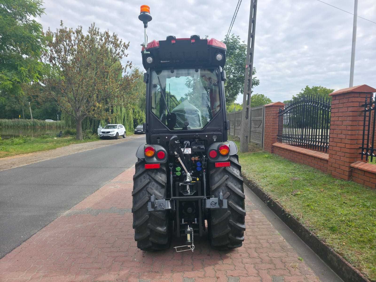 Ciągnik sadowniczy CASE IH QUANTUM 80V model 2025r