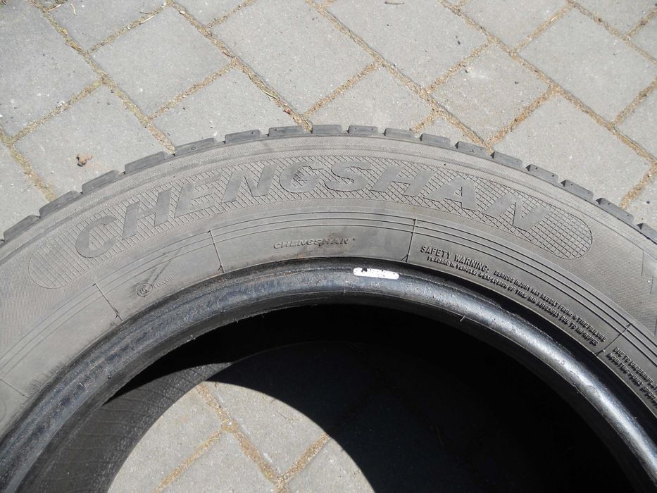 Opony R16 C 215 x 65