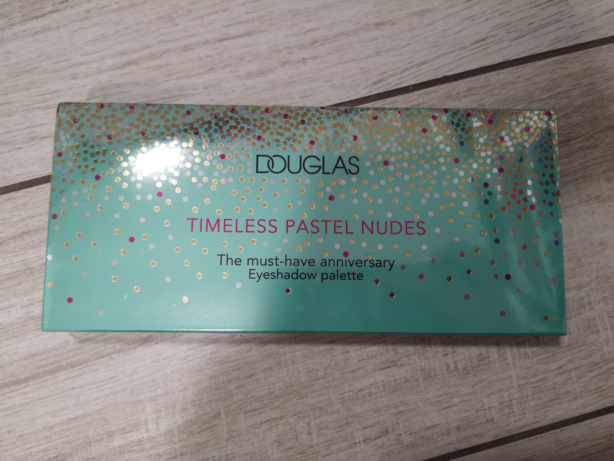 Douglas Timeless Pastel Nudes Palette cień do powiek paleta paletka