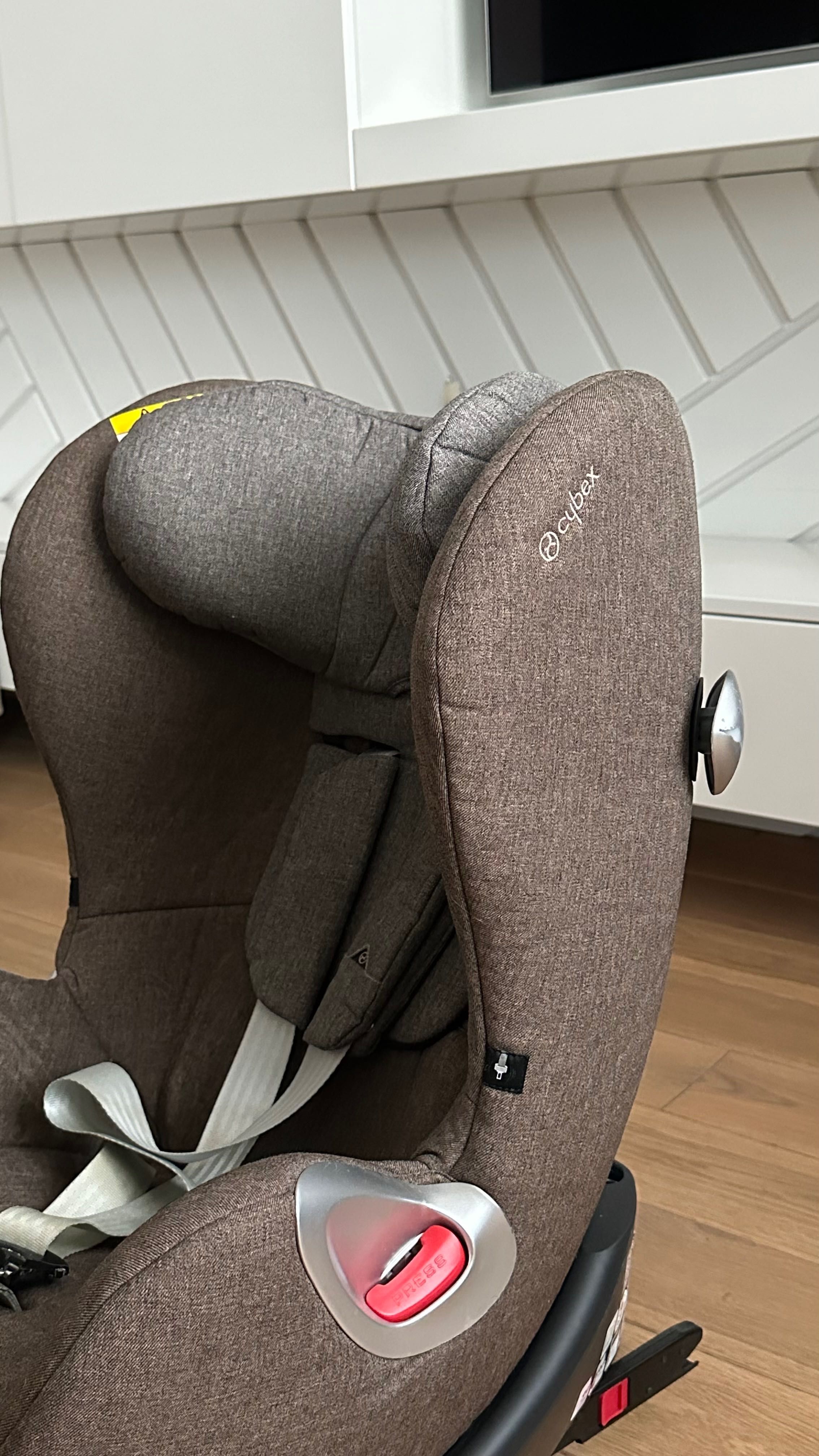 Автокрісло Cybex Sirona Platinum Plus