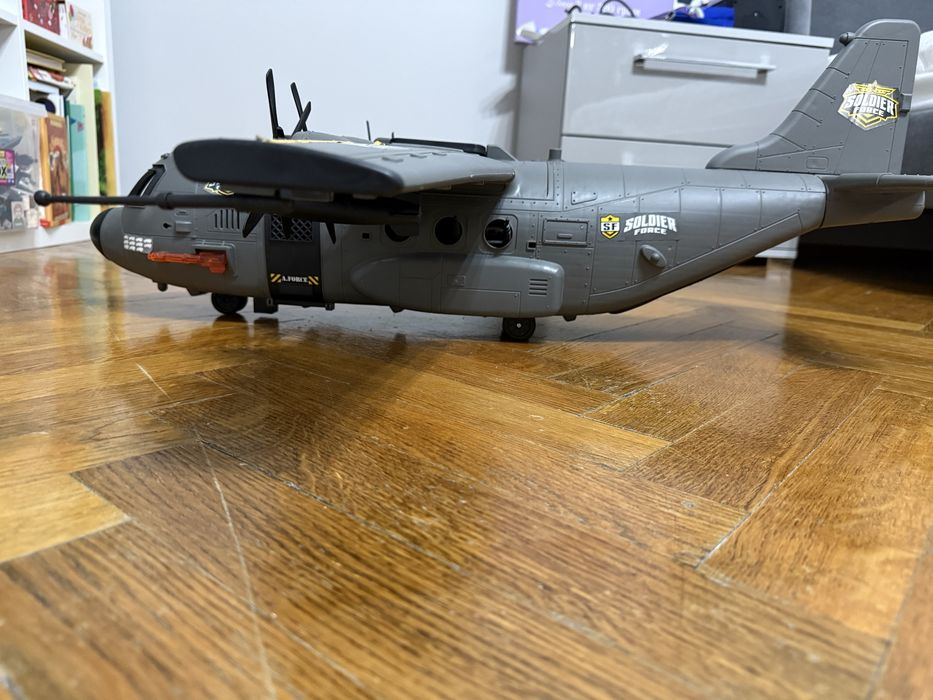 Продаю літак Soldier Force