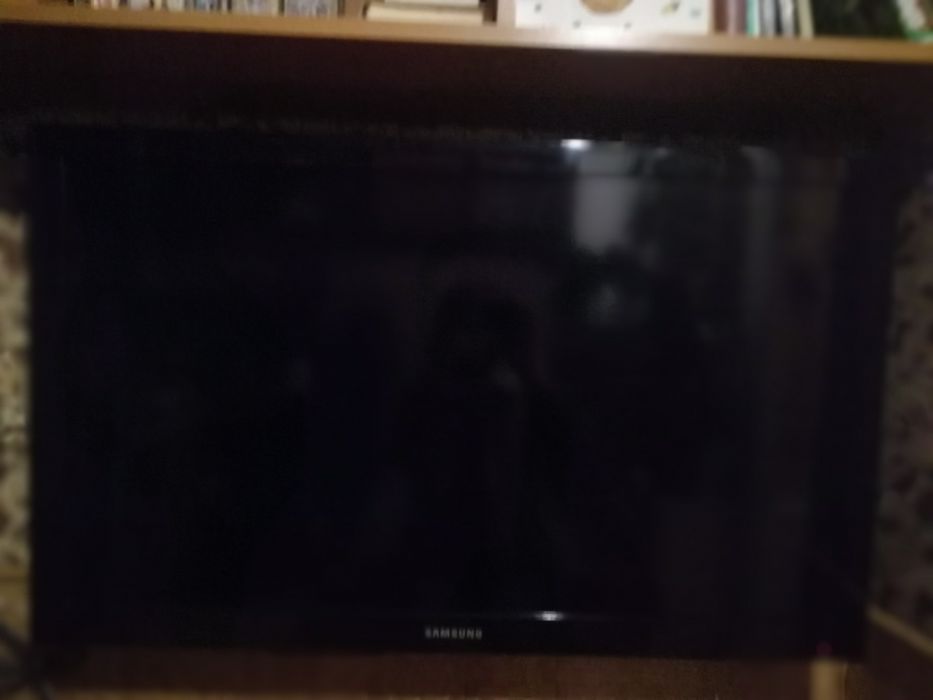 Жидкокристаллический телевизор Самсунг