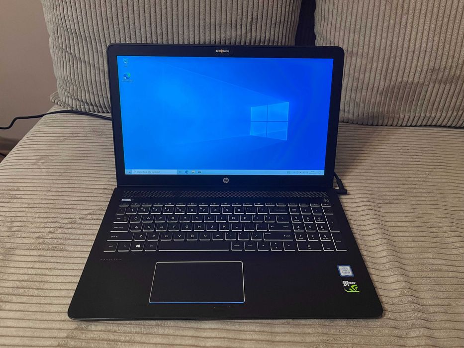 Laptop HP Pavilion 15 cb0xx Intel i5 7300HQ GTX1050 8GB RAM