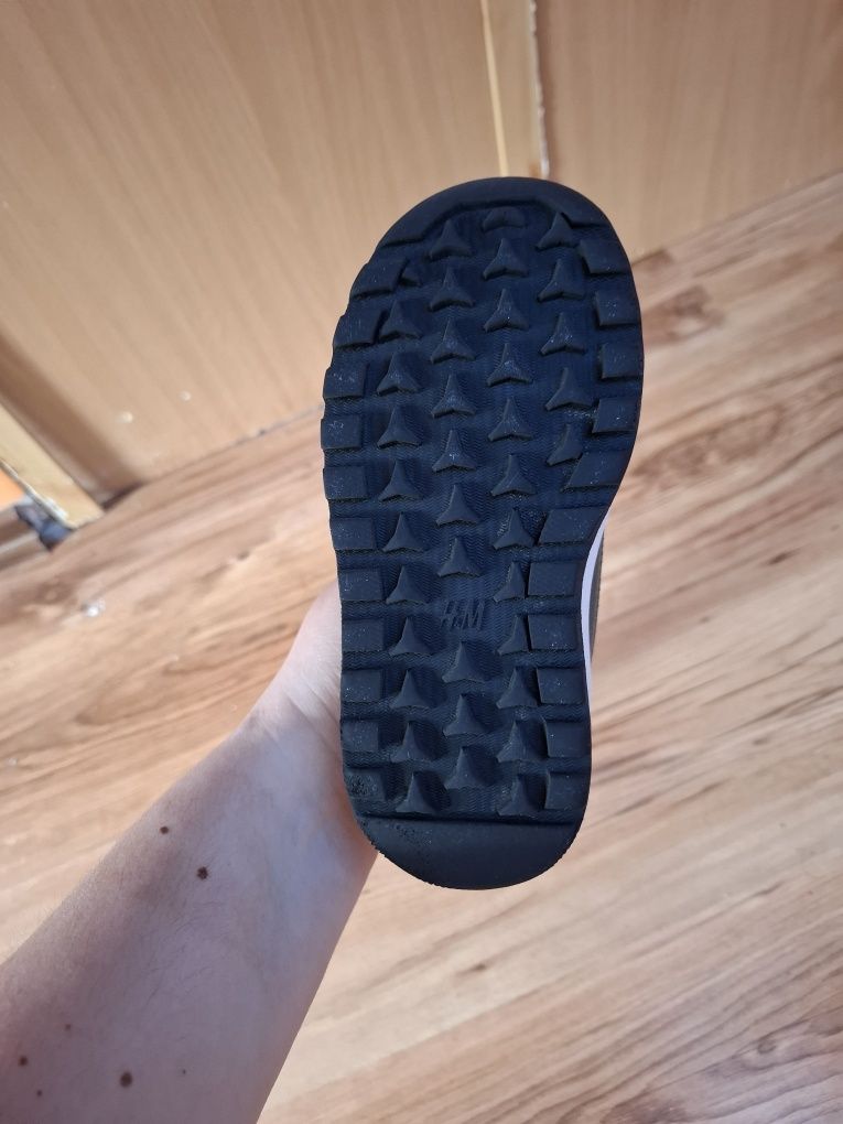 Buty wiosenno-jesienne wodoodporne H&M r. 27