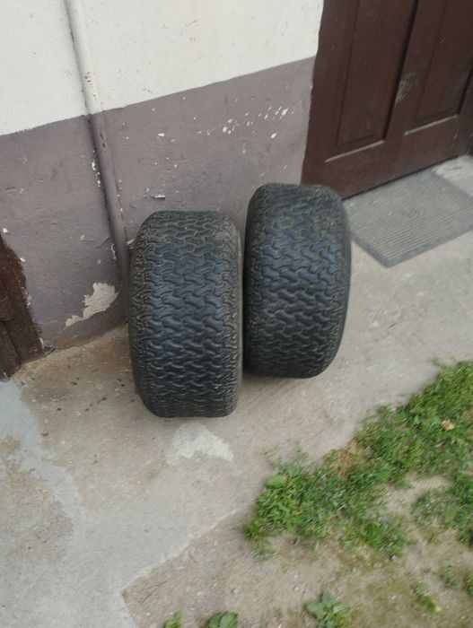 Opony do traktorka 20x8.00-8NHS