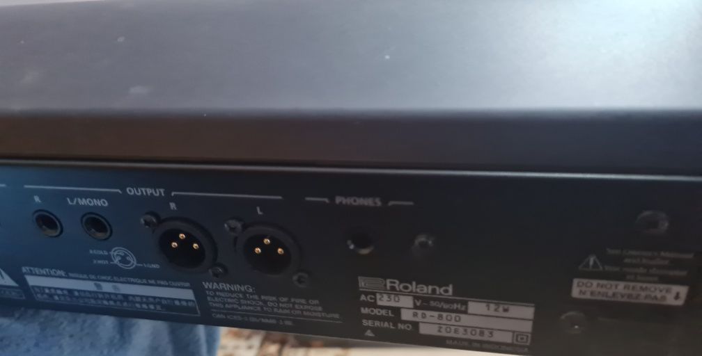 Roland RD 800 Idealny używany w domu