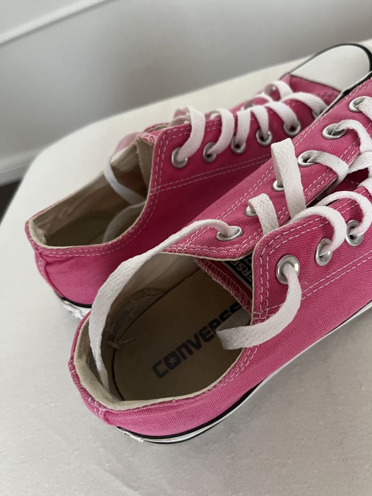 Converse r. 39, 24,5cm