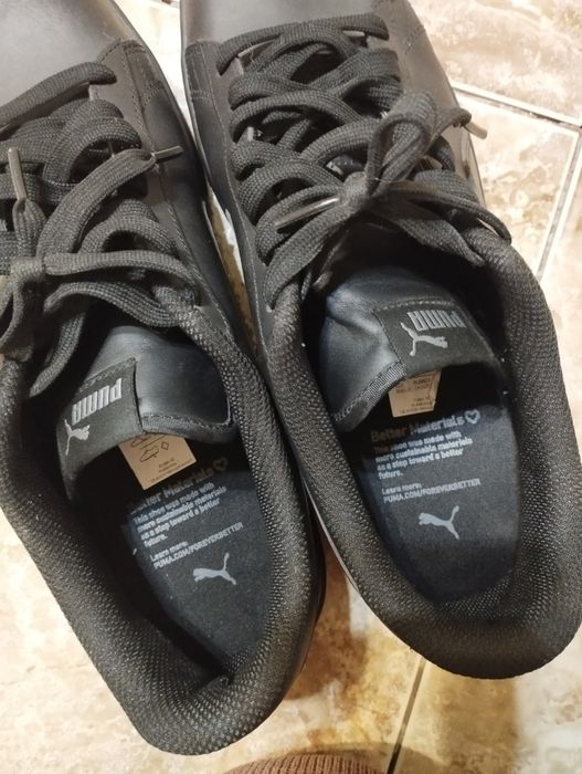 Кросівки чоловічі