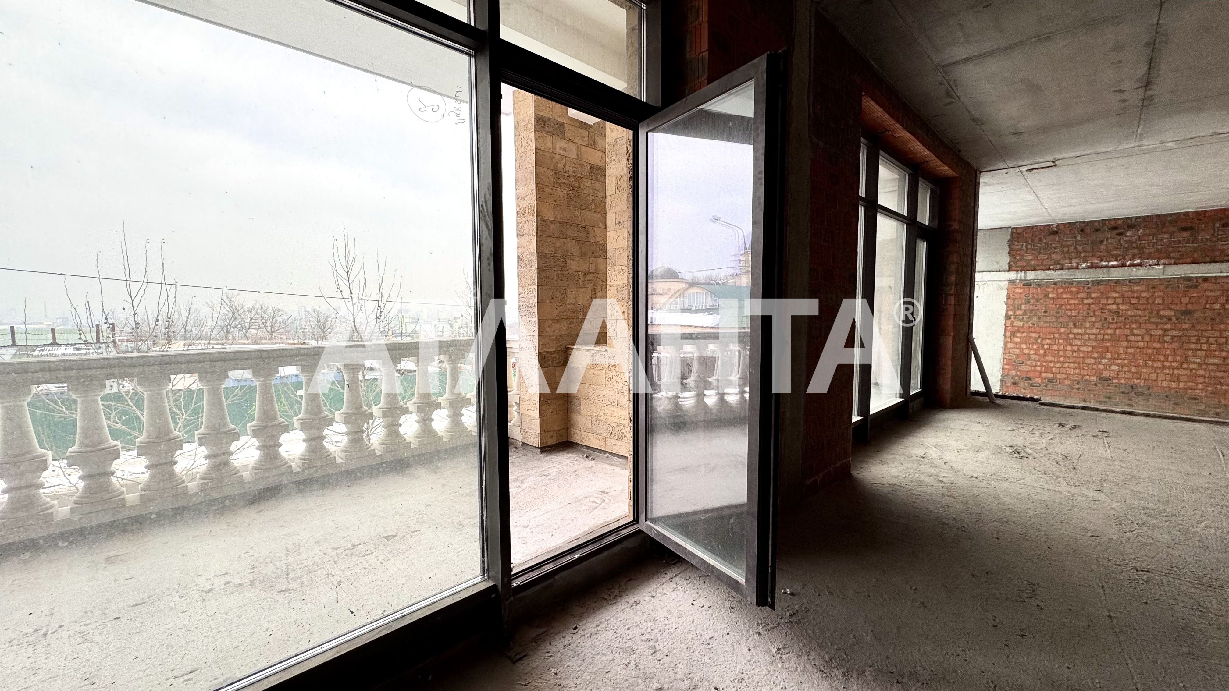 Елітна квартира в клубний будинок Liberty Residence в Київ на Поділі