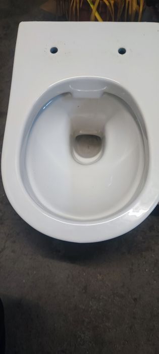 Misa WC podwieszana  bezrantowa