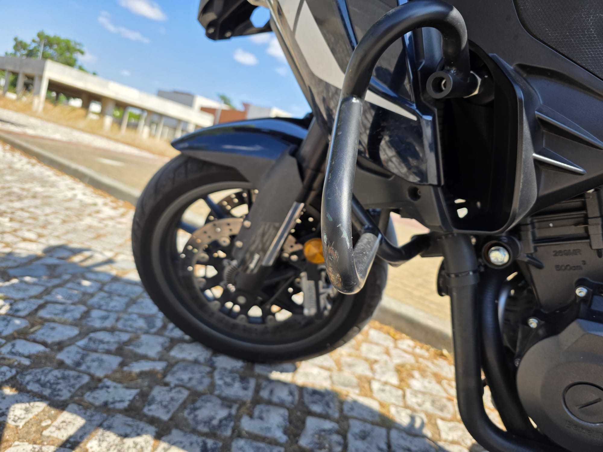 Mota Benelli TRK 502