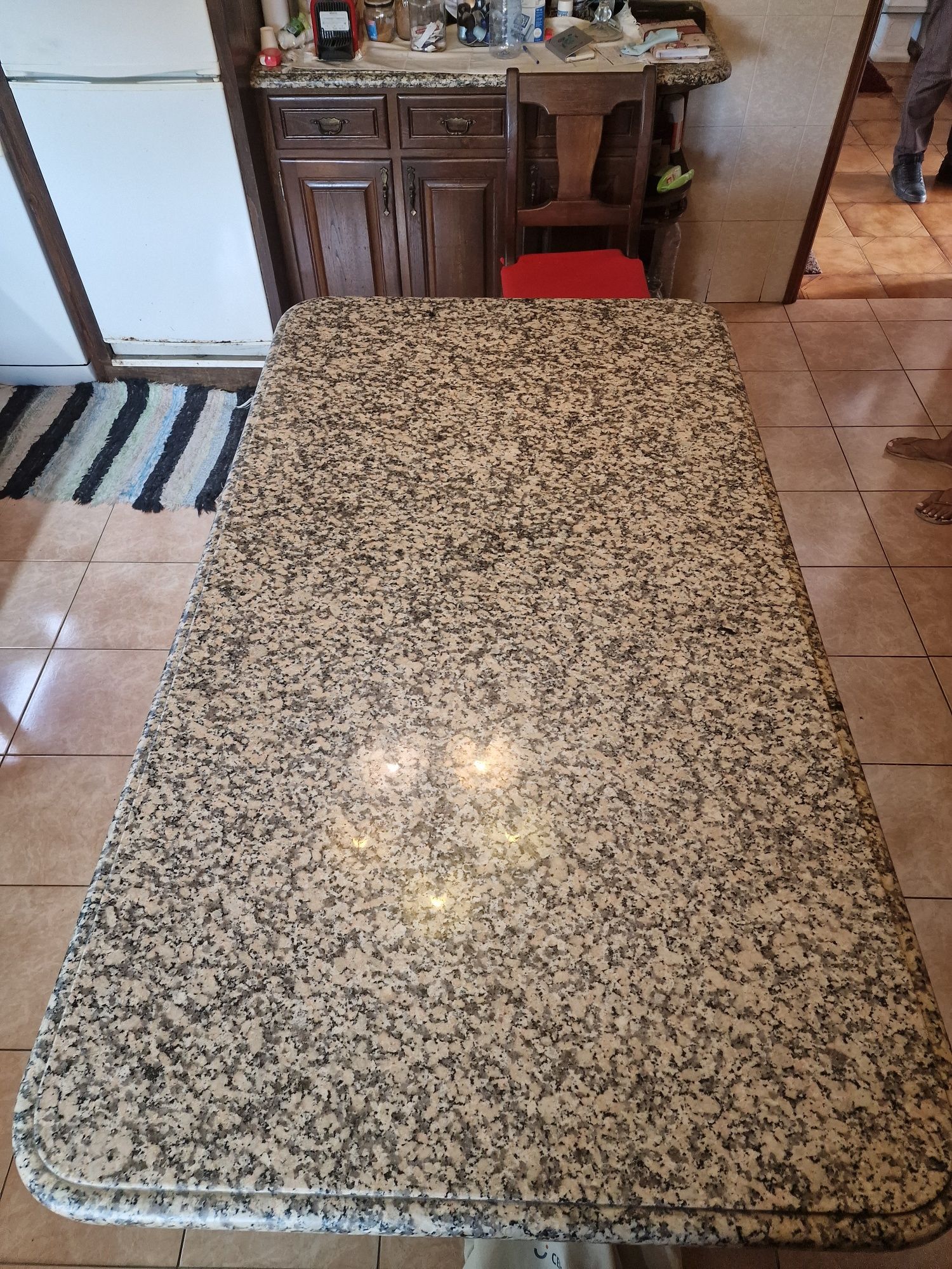Mesa clássica de mármore