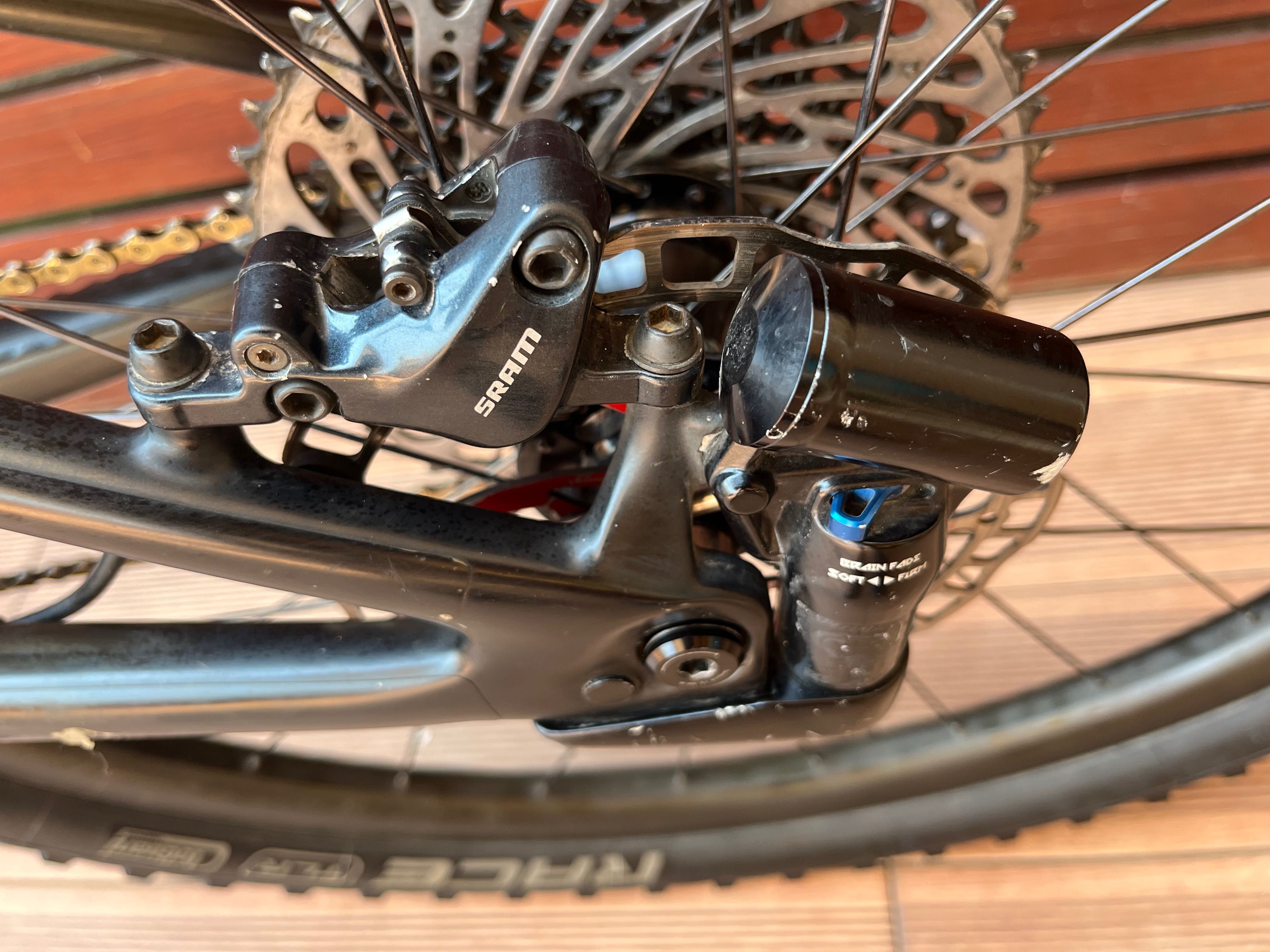 Specialized epic expert