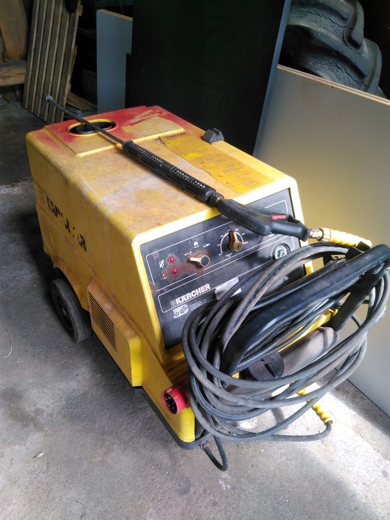 Myjka ciśnieniowa Karcher hds 610
