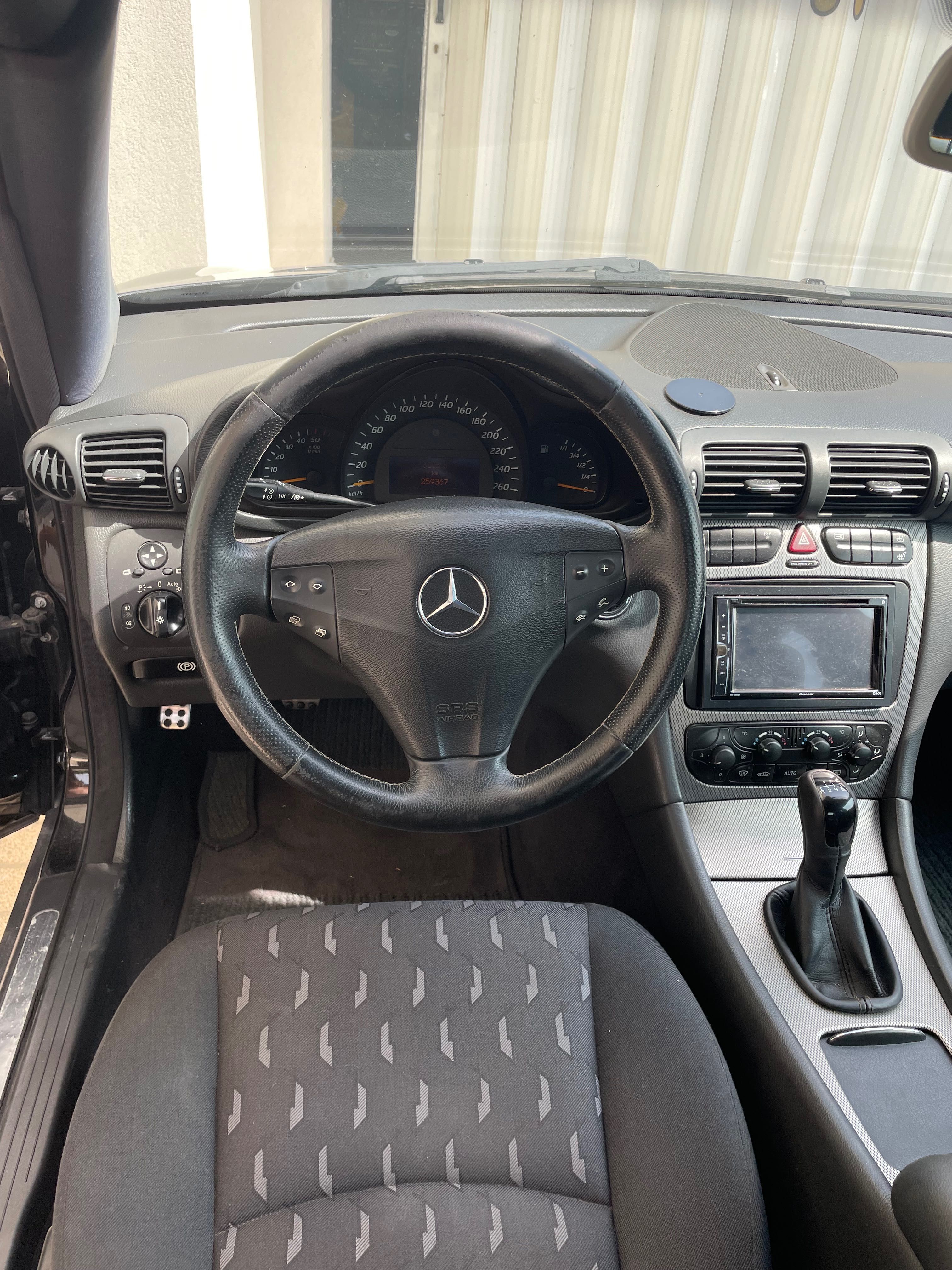 Mercedes c220 w203
